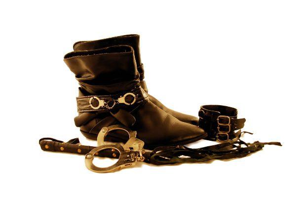 black-leather-and-handcuffs-2